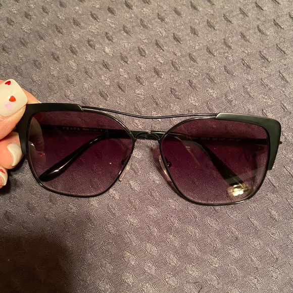 BRAND NEW never worn Prada Sunglasses main image 4